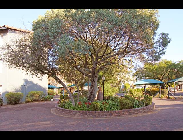 2 BEDROOM APARTMENT FOR SALE IN NORTHGATE